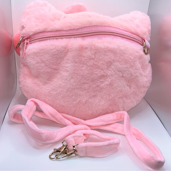 Plush Hello Kitty Purse - Picture 4 of 6